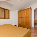 Estella * Srima