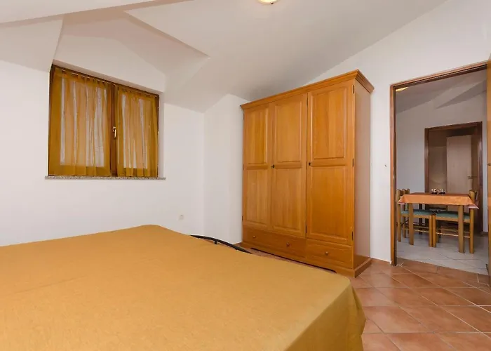 Estella * סרימה