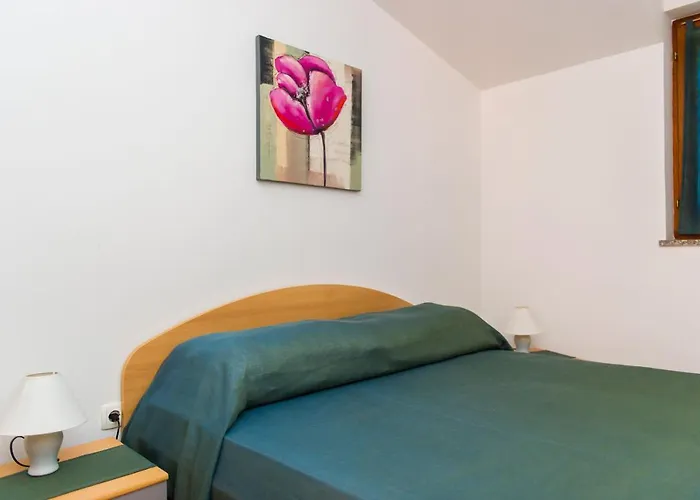 Appartamento Estella Srima